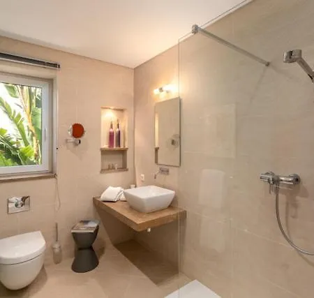 Villa Villa In Vale Do Garrao Sleeps 7 With Pool Air Con And Wifi