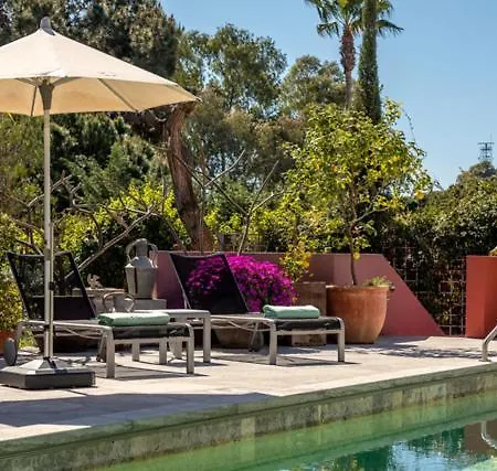 Vila Villa In Vale Do Garrao Sleeps 7 With Pool Air Con And Wifi