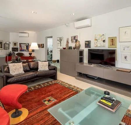 Willa Villa In Vale Do Garrao Sleeps 7 With Pool Air Con And Wifi